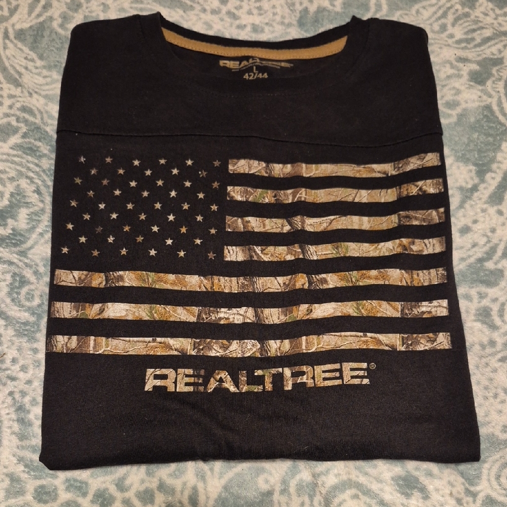 Realtree Black Tee with Camo American Flag Print